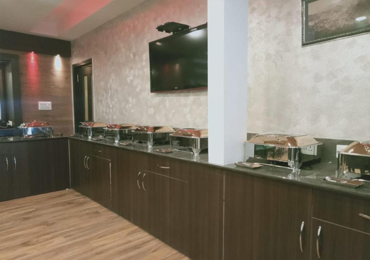 穆索里萨诺巴尔中城酒店 外观 照片
