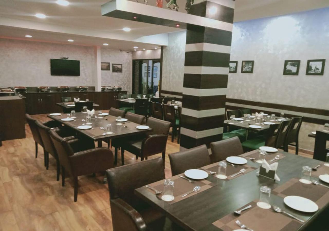 穆索里萨诺巴尔中城酒店 外观 照片